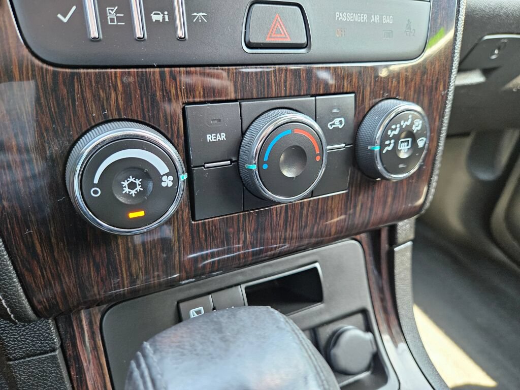 Used 2017 Chevrolet Traverse LT FWD image 27