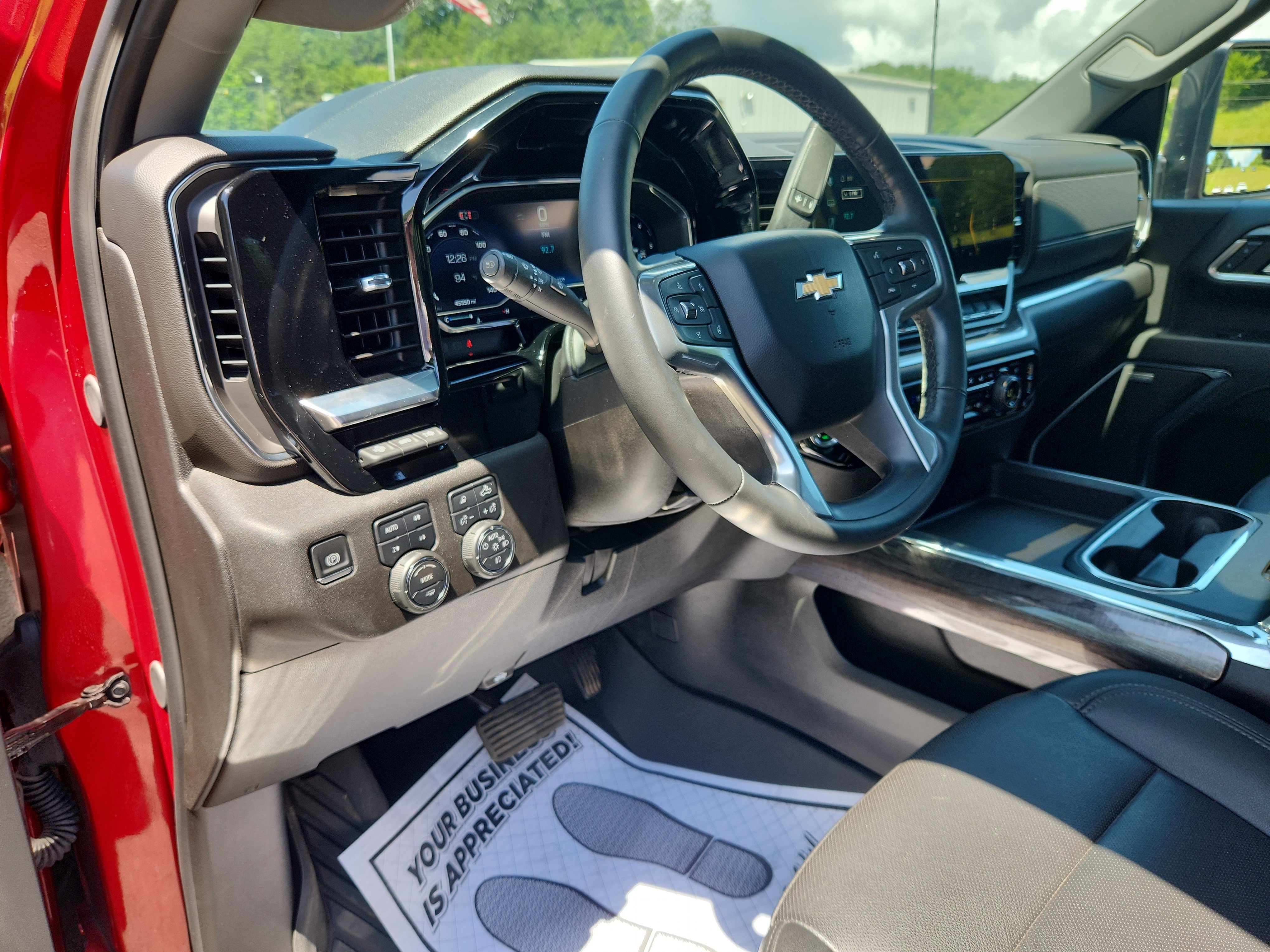 Used 2024 Chevrolet Silverado 2500 LTZ w/ LTZ Premium Package AWD/4WD image 25