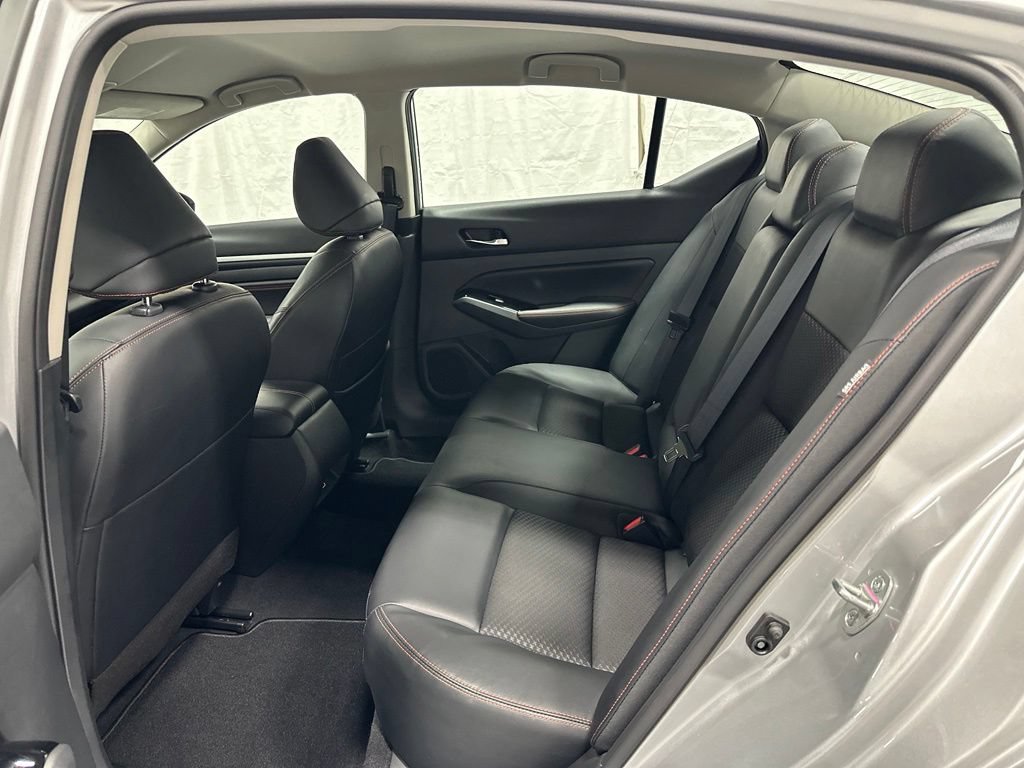 Used 2023 Nissan Altima 2.5 SR FWD image 44