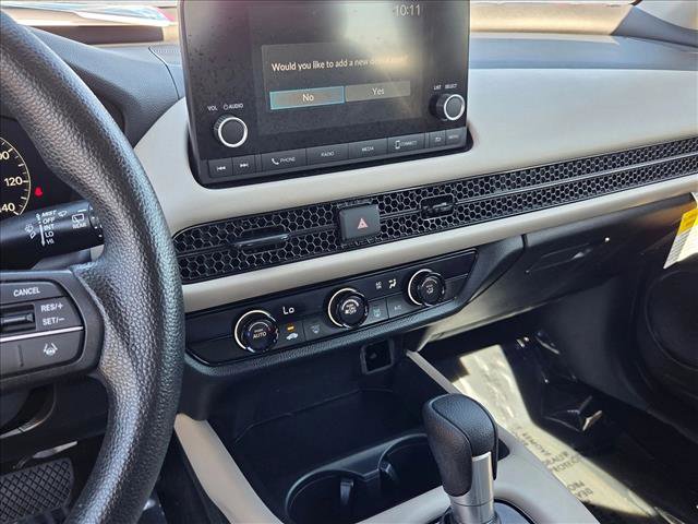 Used 2023 Honda HR-V LX image 14