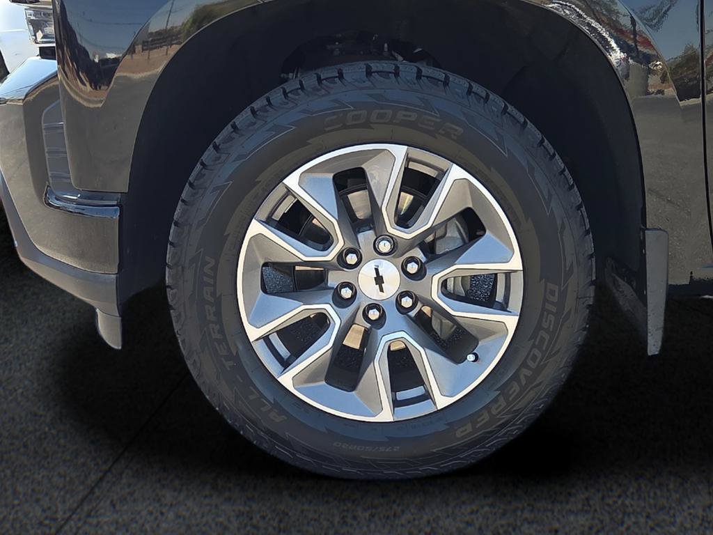 Used 2020 Chevrolet Silverado 1500 RST w/ Texas Edition AWD/4WD image 19
