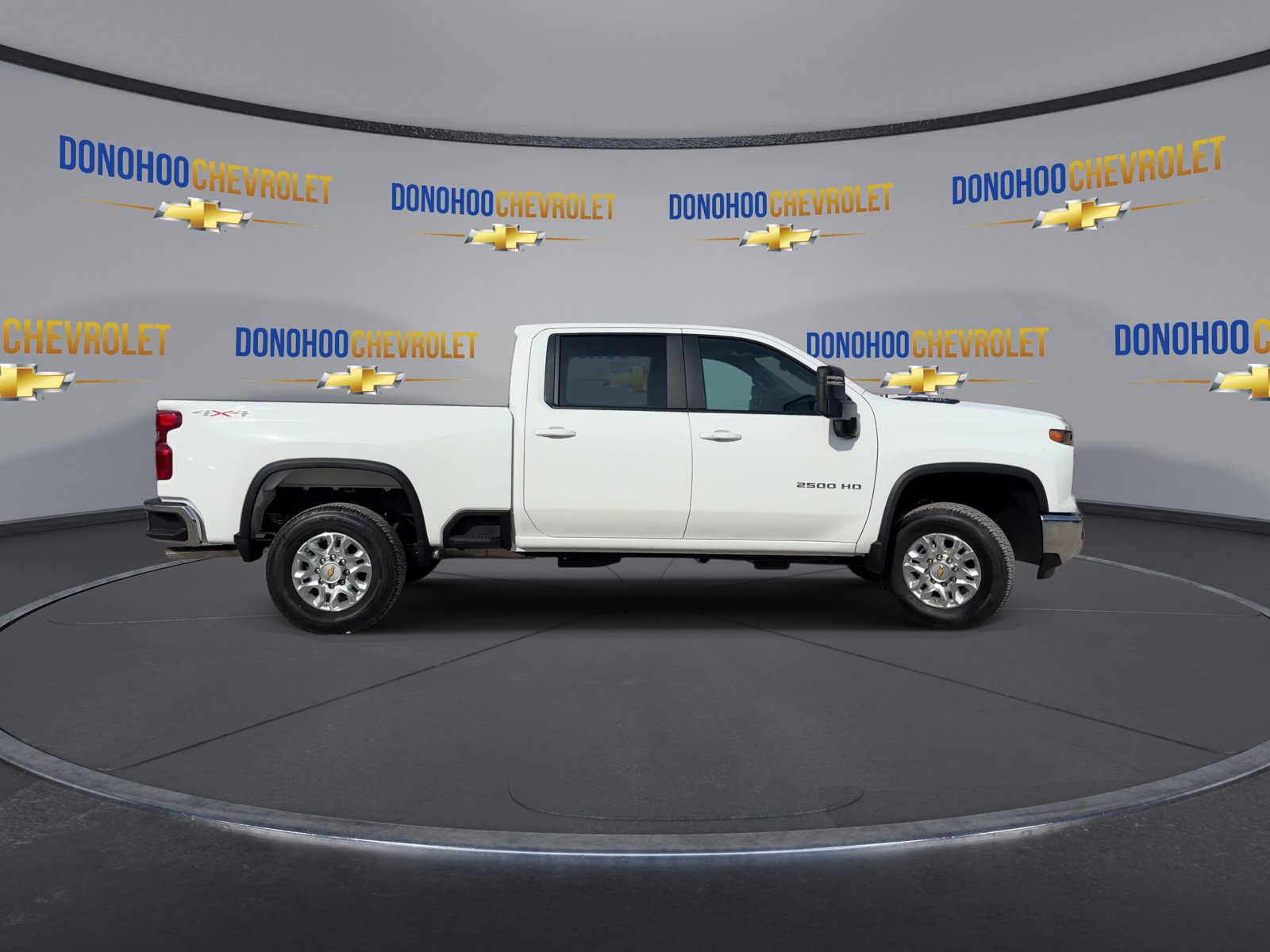 New 2026 Chevrolet Silverado 2500 LT image 9