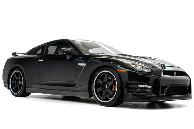 Used 2014 Nissan GT-R Black Edition AWD/4WD image 6
