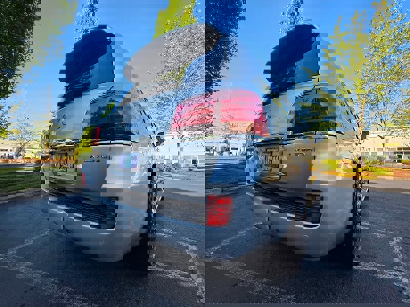 Used 2009 Lexus LX 570 4WD image 12