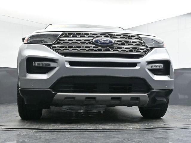 Used 2023 Ford Explorer Limited w/ Equipment Group 301A image 25