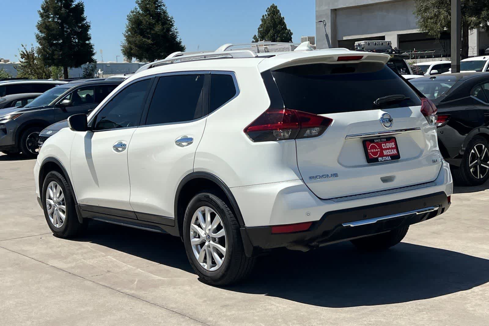 Used 2019 Nissan Rogue SV FWD image 7
