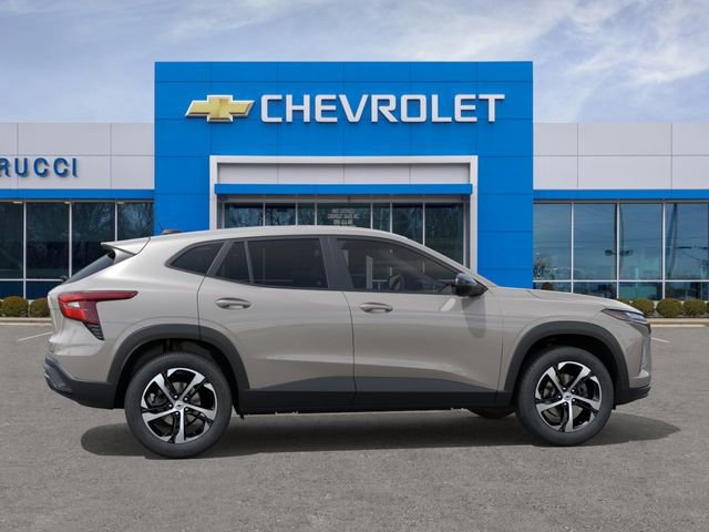 New 2026 Chevrolet Trax RS w/ Driver Confidence Package FWD image 5