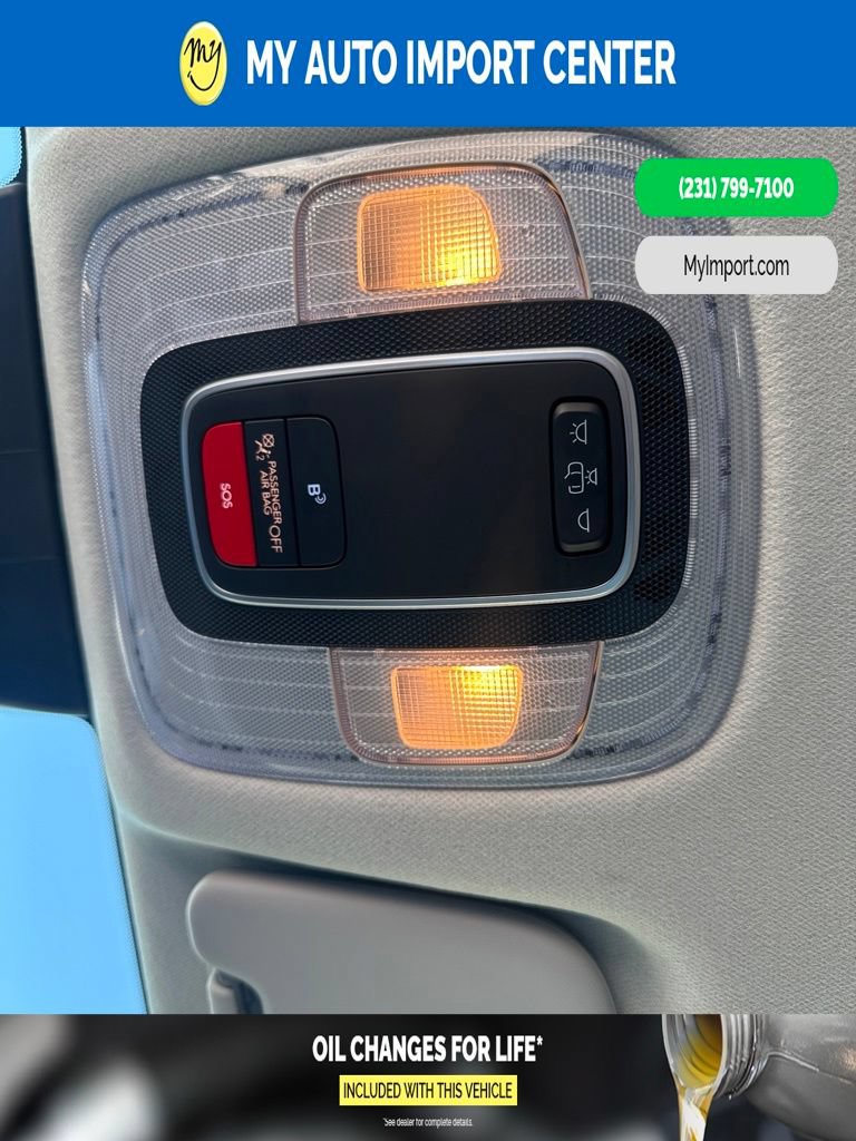 Used 2025 Hyundai Kona SEL AWD/4WD image 23