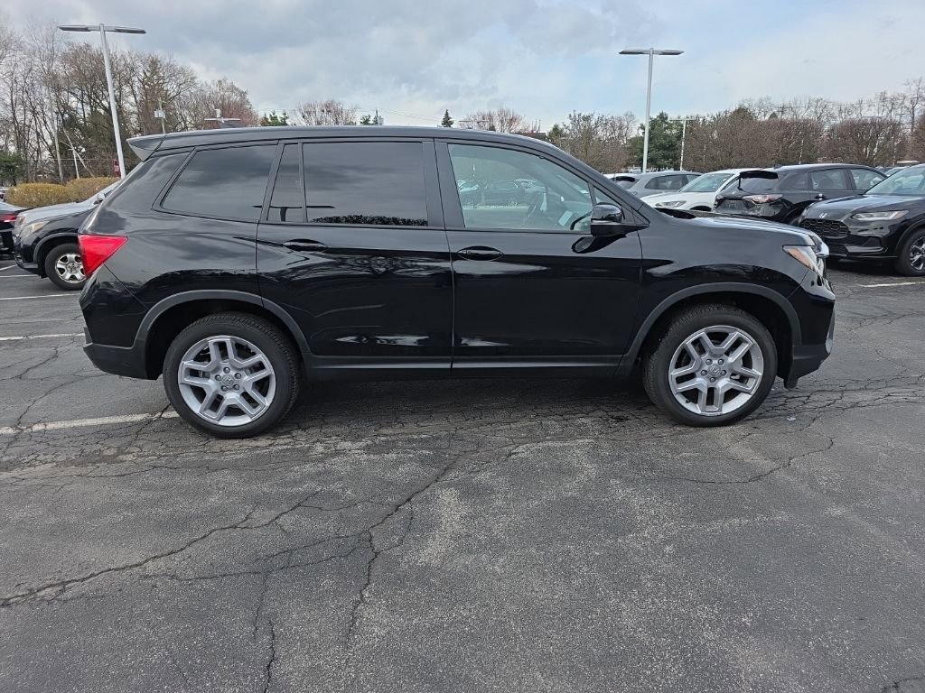 Used 2024 Honda Passport EX-L image 8