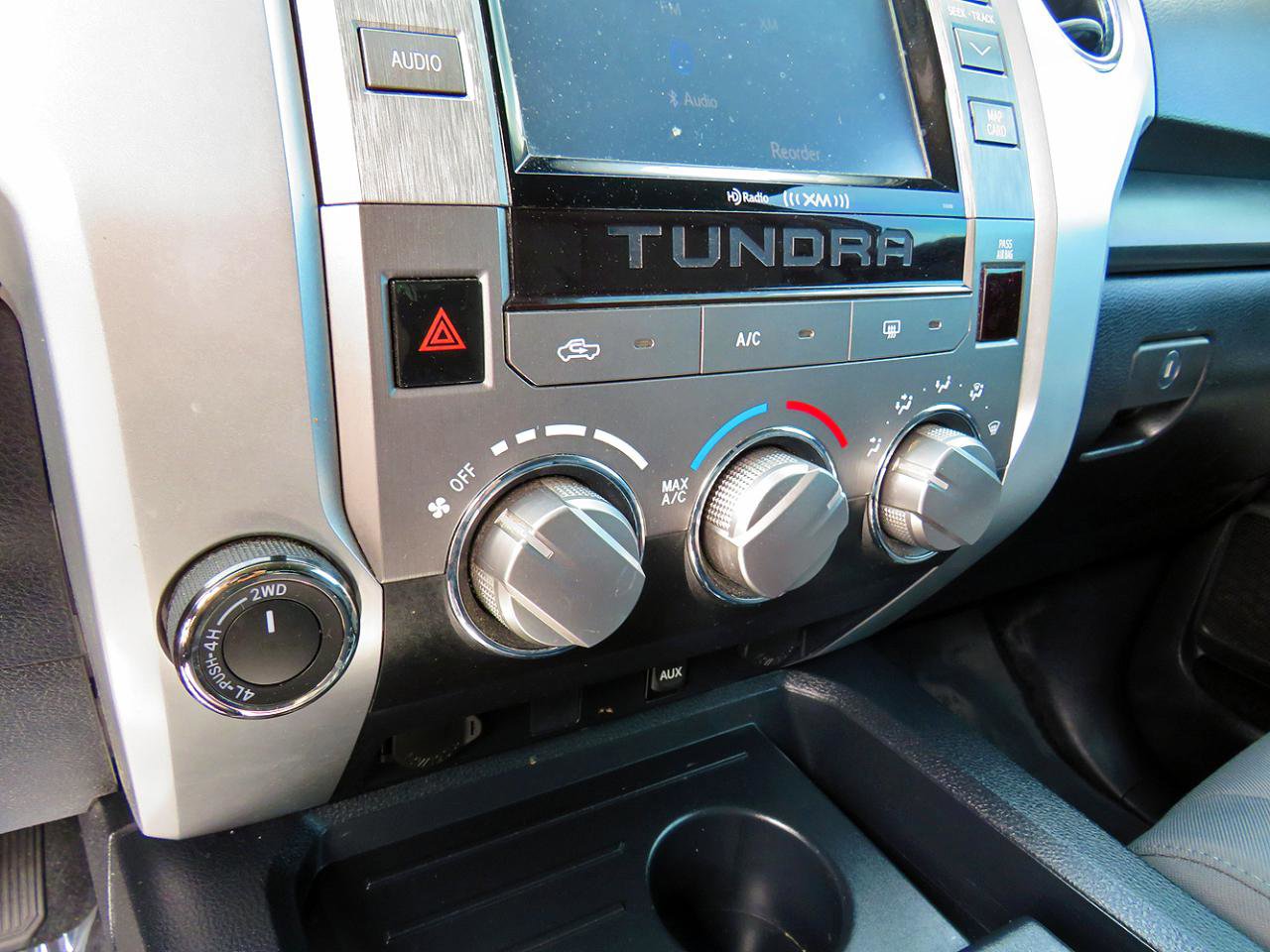 Used 2019 Toyota Tundra SR5 w/ SR5 Upgrade Package image 25