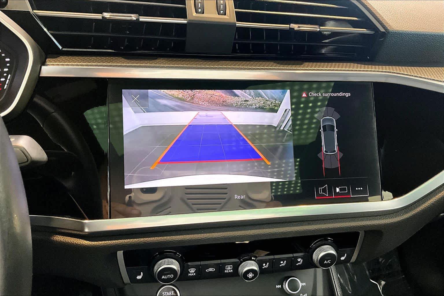 Certified 2023 Audi Q3 2.0T Premium AWD/4WD image 29