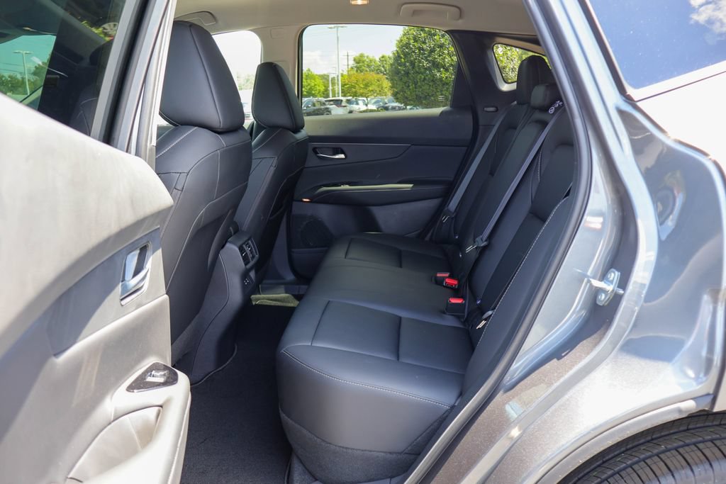 New 2026 Nissan Murano SV AWD/4WD image 8