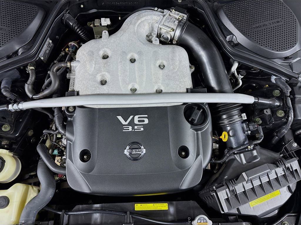 Used 2005 Nissan 350Z Touring image 30