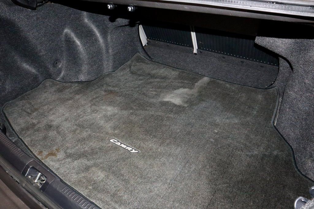 Used 2015 Toyota Camry SE image 13