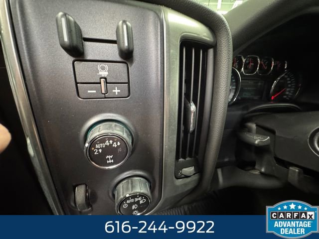 Used 2018 Chevrolet Silverado 1500 LT w/ All Star Edition AWD/4WD image 22