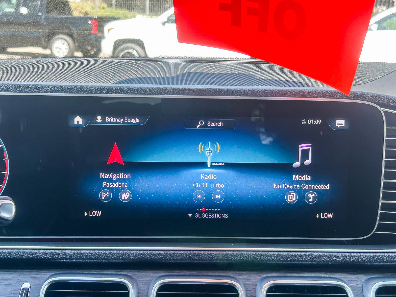 Used 2022 Mercedes-Benz GLE 350 w/ Premium Package image 14