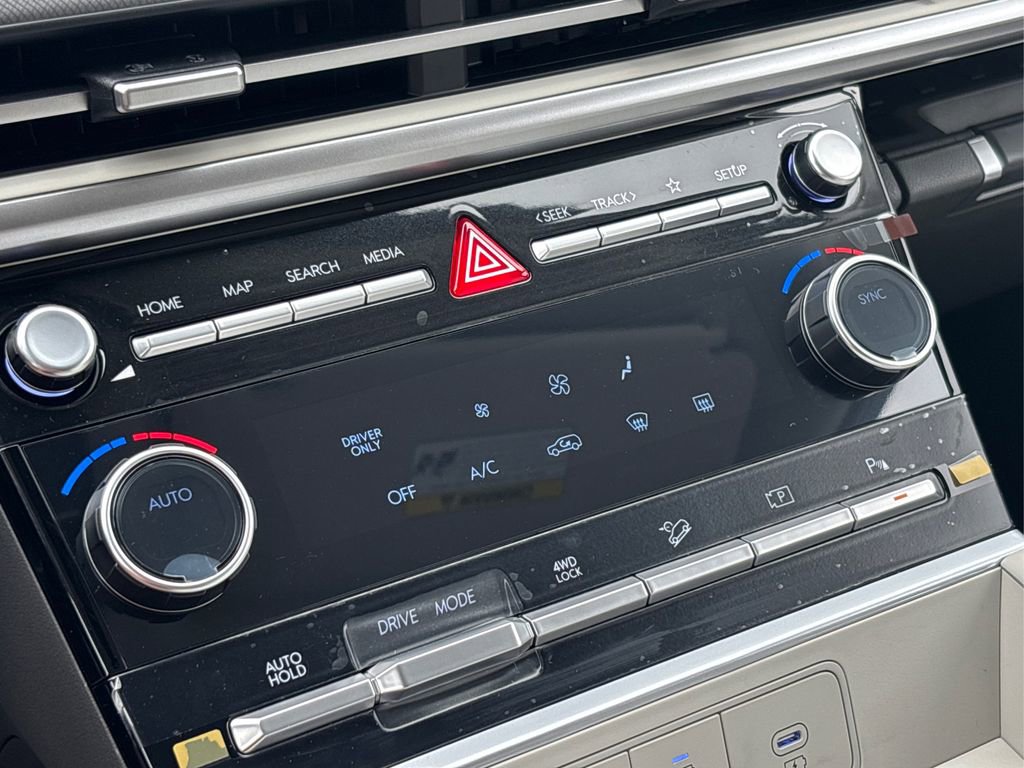 New 2026 Hyundai Santa Fe SE image 18