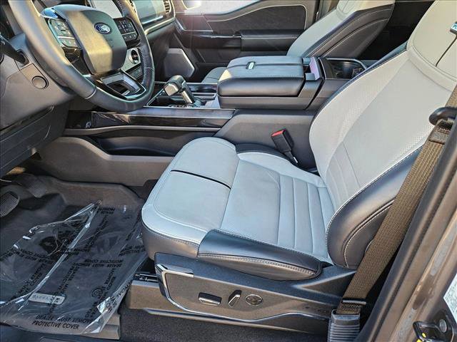 Used 2025 Ford F150 Lightning Platinum image 16