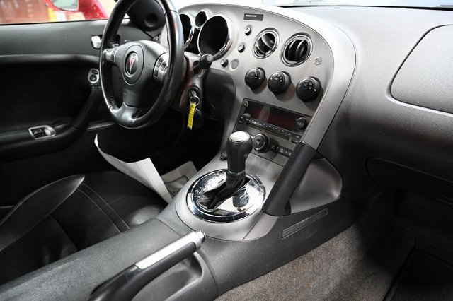 Used 2007 Pontiac Solstice Convertible w/ Premium Package image 15