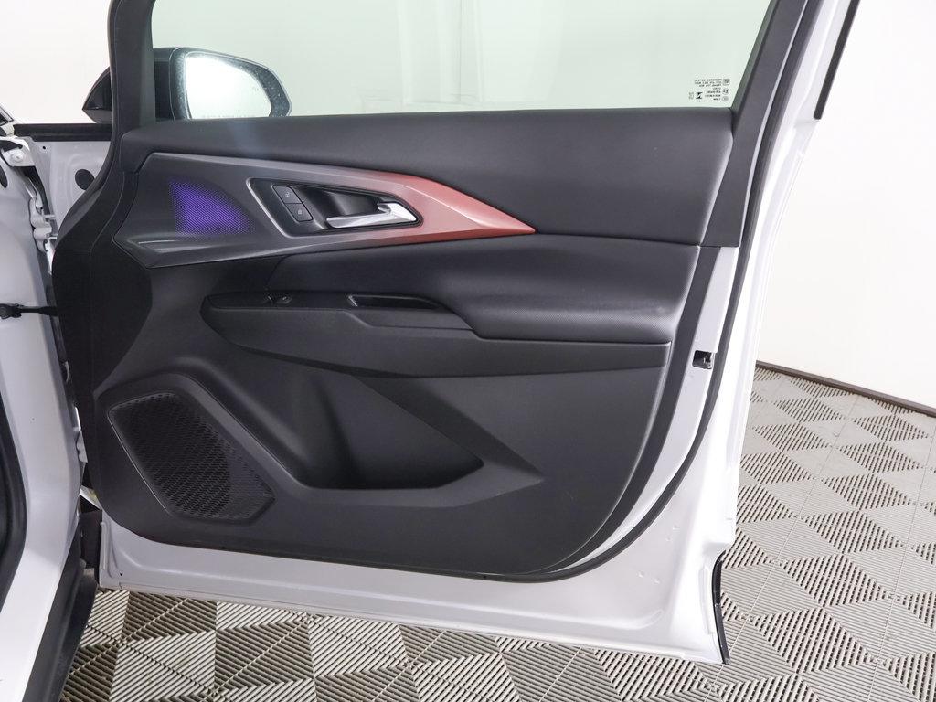 Used 2025 Chevrolet Equinox EV RS w/ Convenience Package II FWD image 28