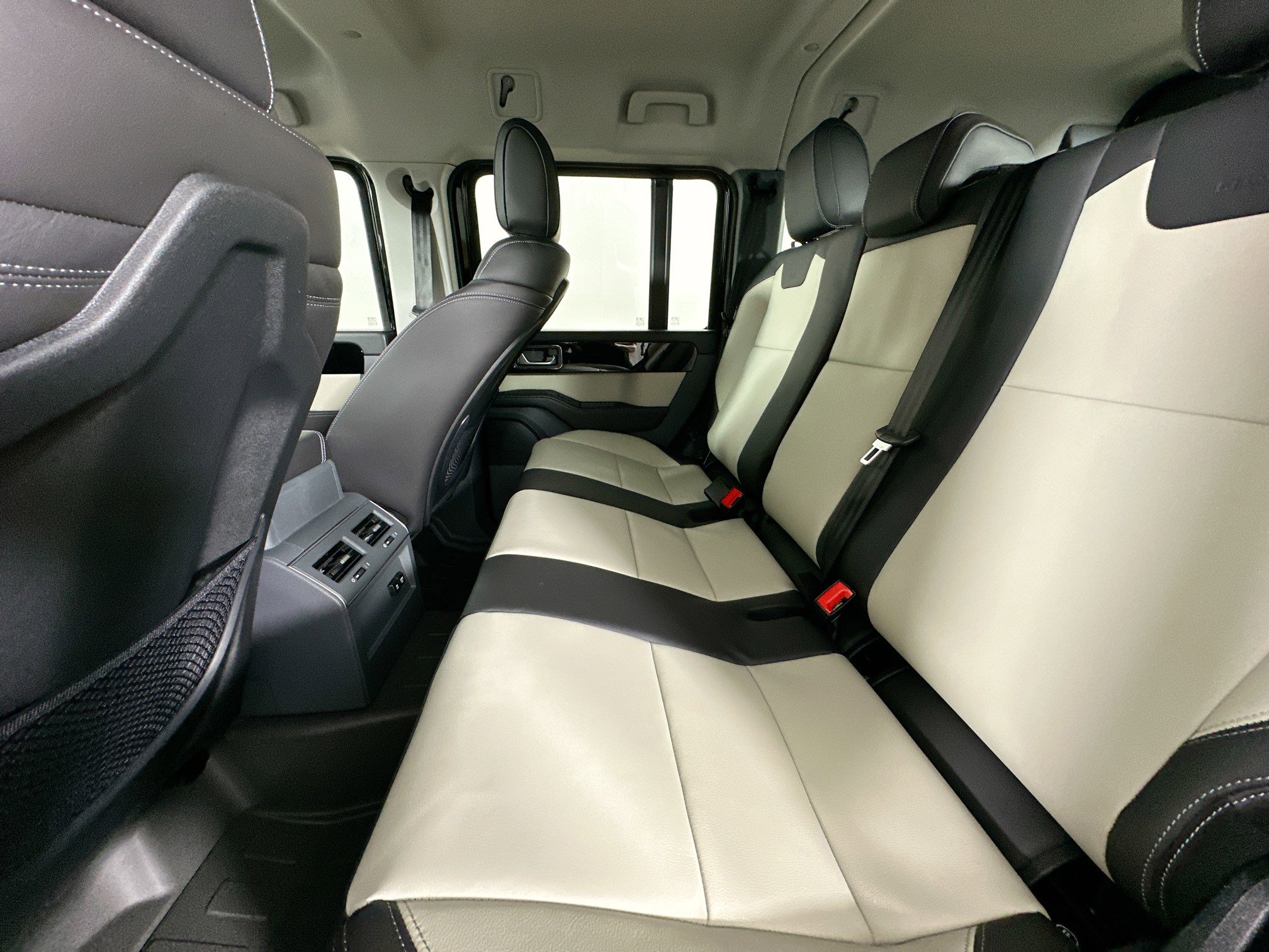 New 2026 INEOS Grenadier AWD/4WD image 38