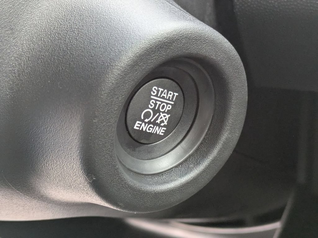 Used 2024 RAM ProMaster 2500 FWD image 30