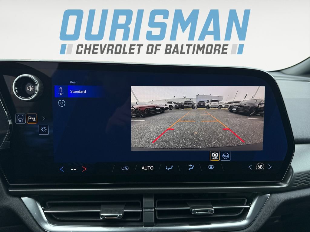 New 2026 Chevrolet Equinox EV LT w/ LPO, Blackout Package image 20