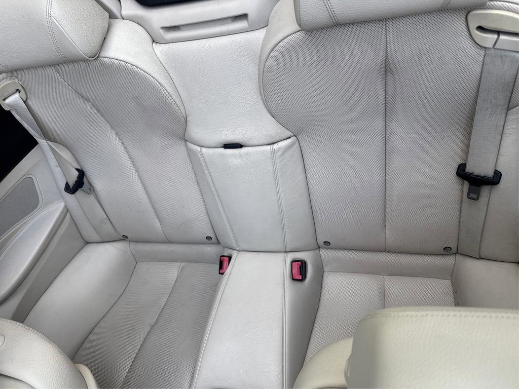 Used 2013 BMW 640i Convertible image 15