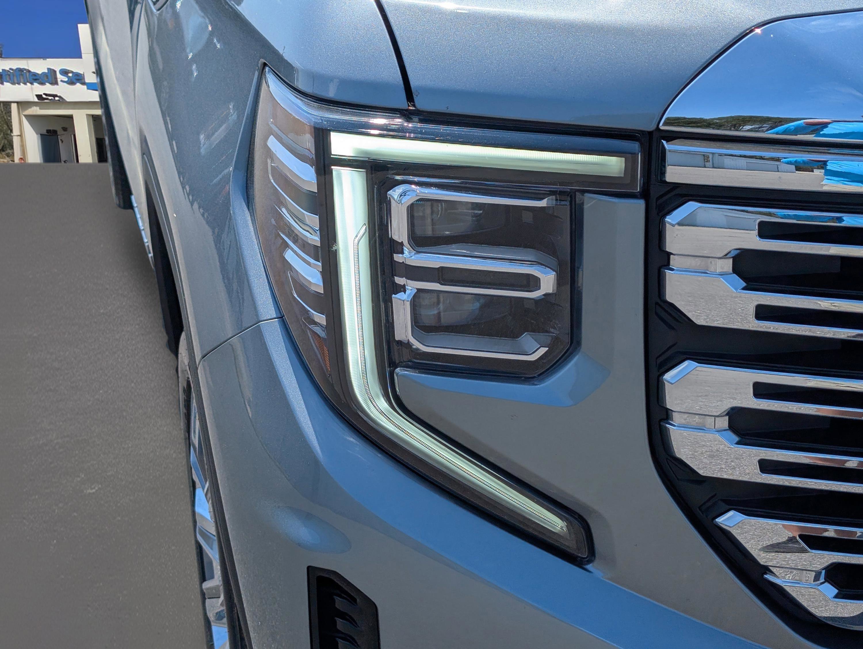 Certified 2025 GMC Sierra 1500 Denali w/ Denali Reserve Package image 4