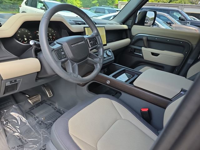 Used 2024 Land Rover Defender 110 X AWD/4WD image 14