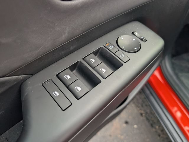 New 2026 Hyundai Kona SEL Premium AWD/4WD image 16