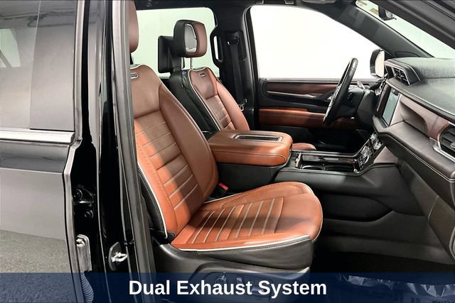 Used 2023 GMC Yukon XL Denali Ultimate AWD/4WD image 40