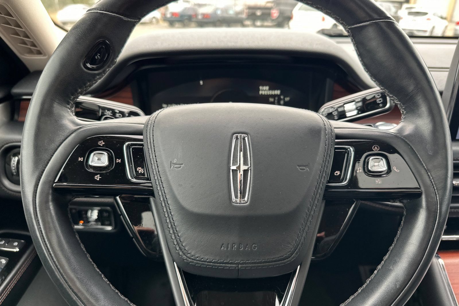 Used 2023 Lincoln Aviator Reserve w/ Equipment Group 201A AWD/4WD image 24