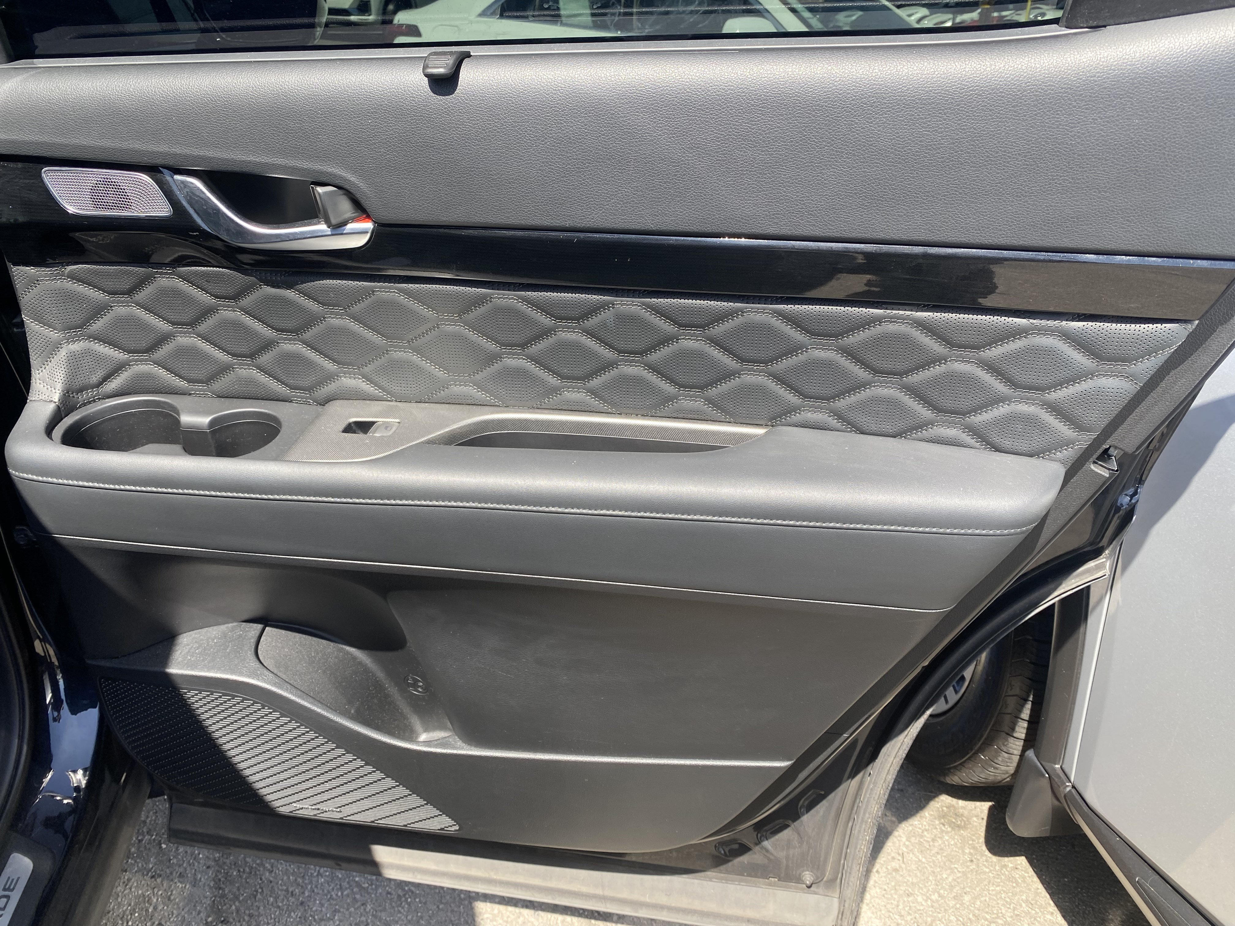 Used 2022 Hyundai Palisade Calligraphy w/ Cargo Package AWD/4WD image 22