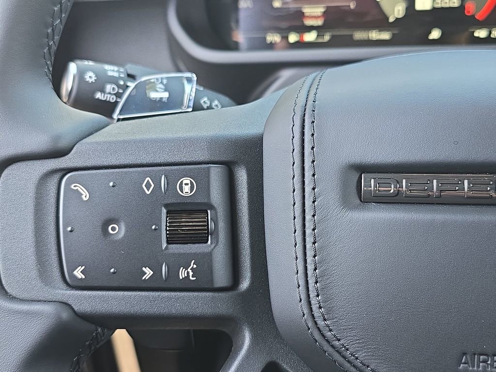 New 2026 Land Rover Defender 110 OCTA AWD/4WD image 17
