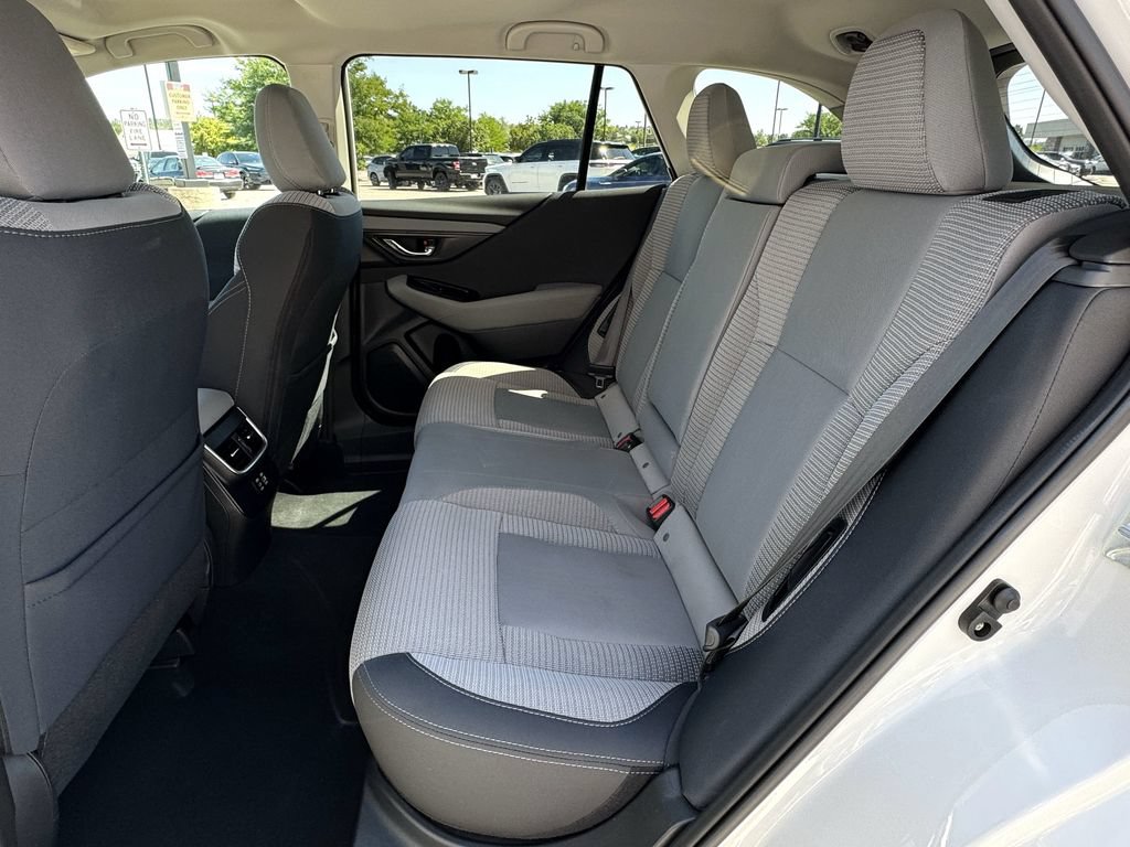 Used 2024 Subaru Outback Premium AWD/4WD image 34