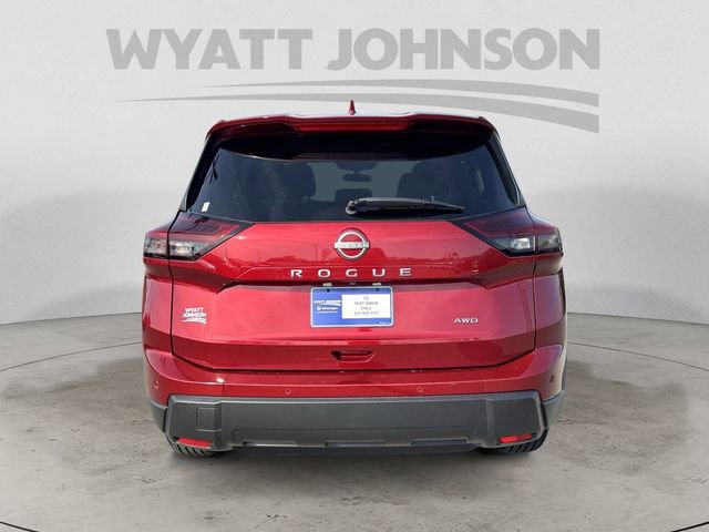 Used 2025 Nissan Rogue SV image 4