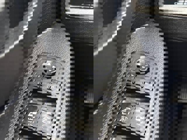 Used 2015 RAM 1500 Express image 22