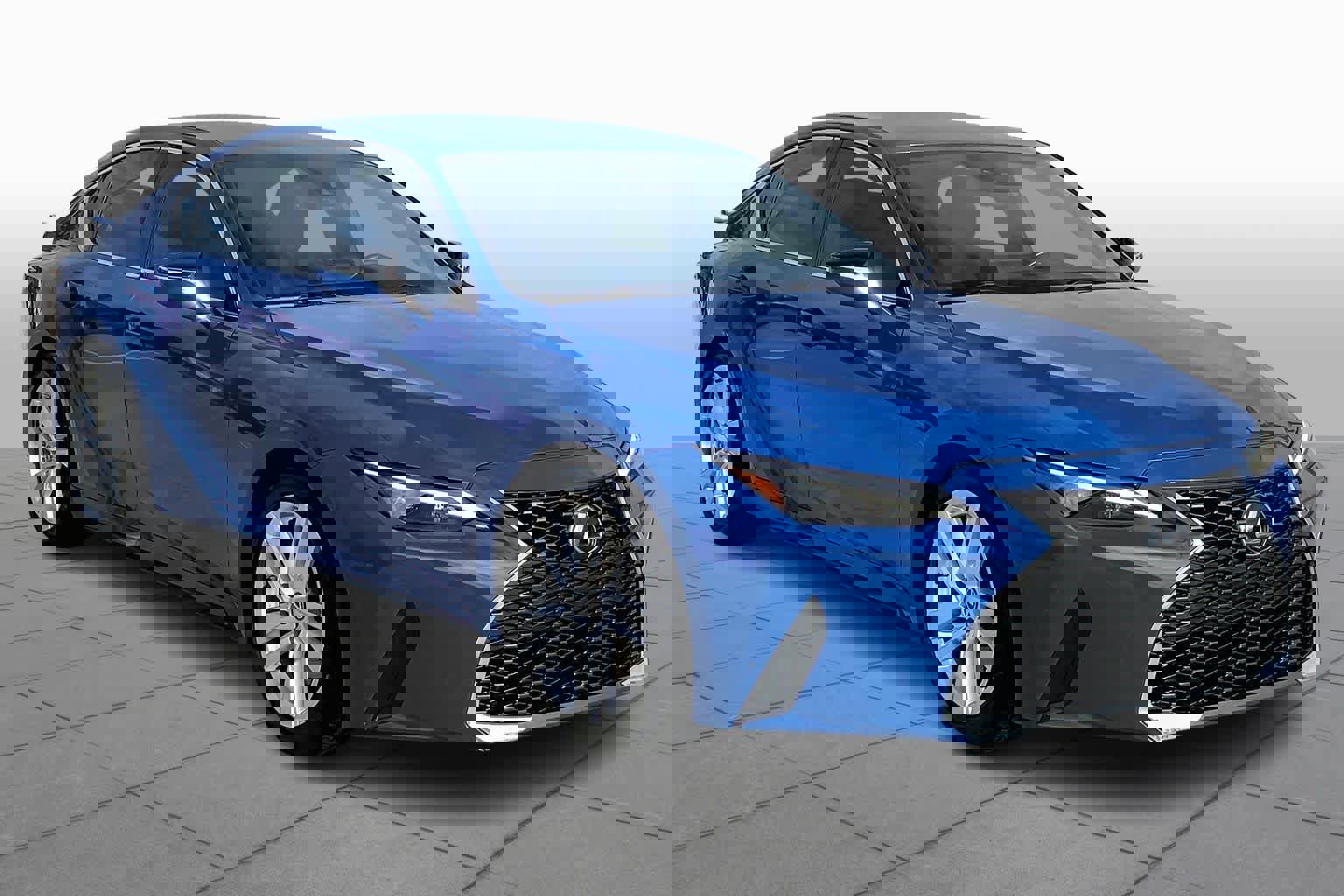 Used 2021 Lexus IS 300 w/ Accessory Package image 5