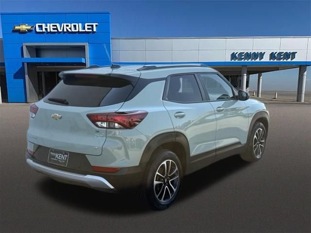 Certified 2025 Chevrolet TrailBlazer LT w/ Convenience Package FWD image 5