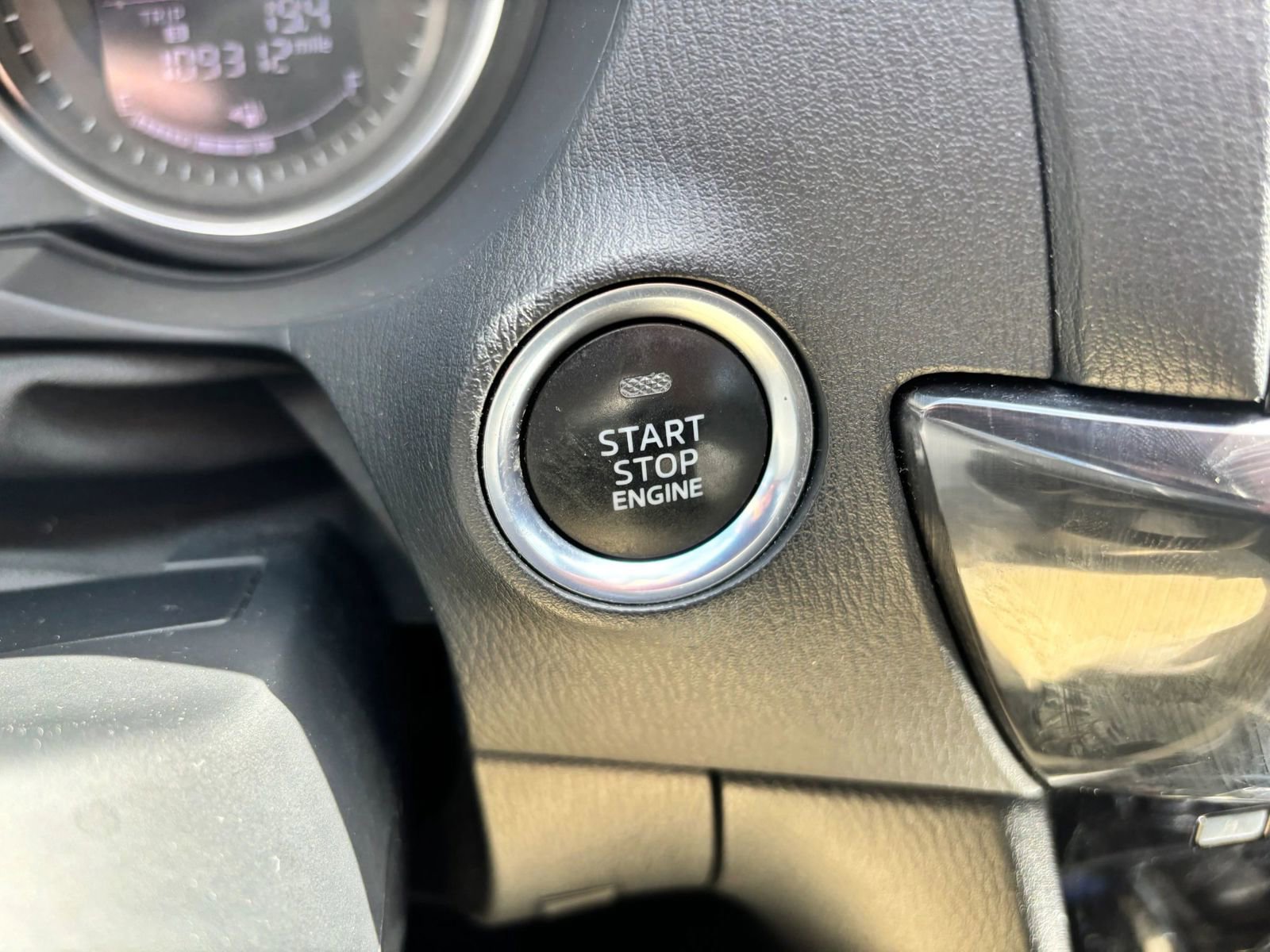 Used 2015 MAZDA MAZDA6 Touring image 21