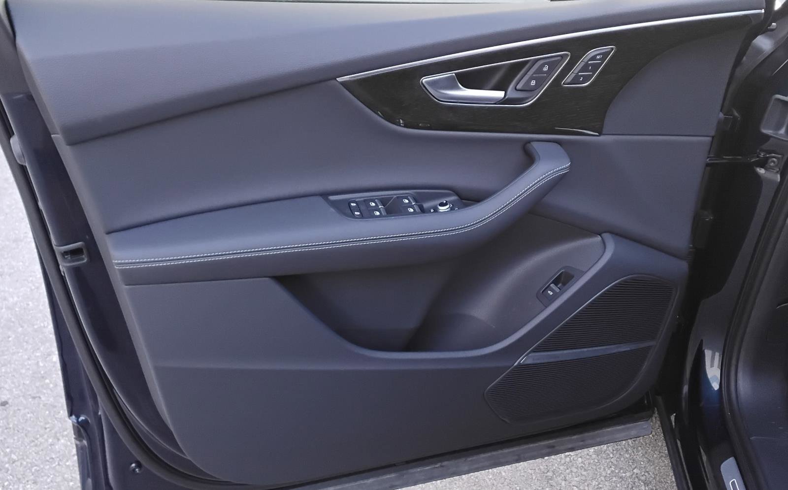 Certified 2025 Audi Q7 3.0T Premium Plus w/ Premium Plus Package image 16