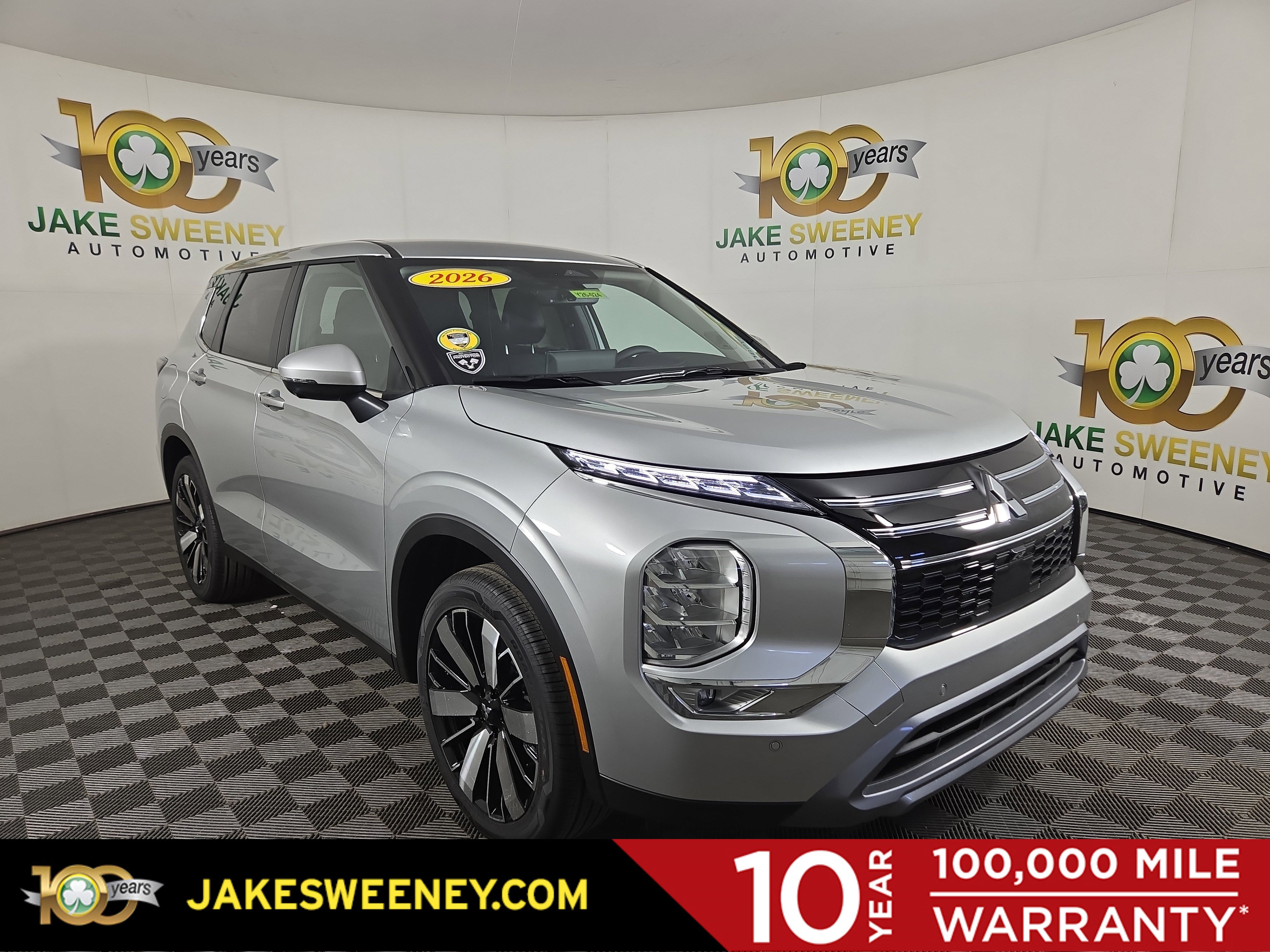 New 2026 Mitsubishi Outlander SE image 1