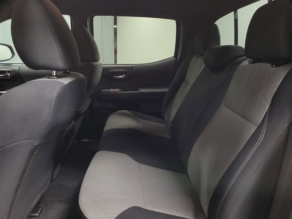 Used 2023 Toyota Tacoma TRD Off-Road image 20
