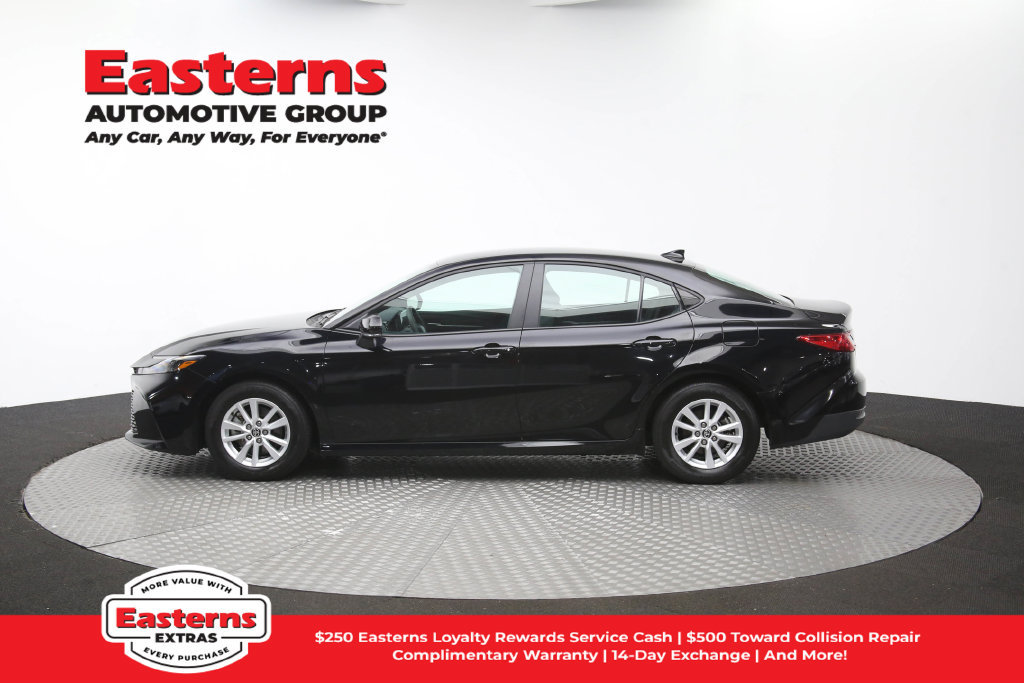 Used 2026 Toyota Camry LE FWD image 61
