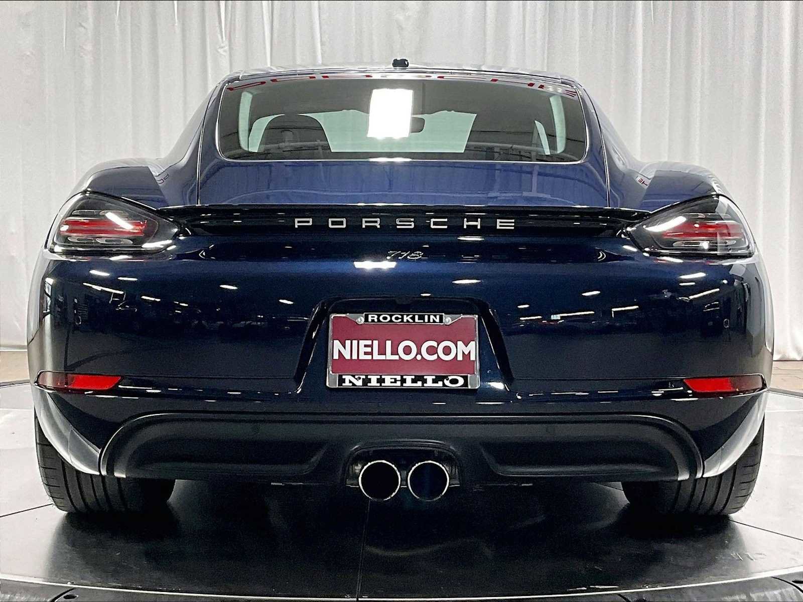 Used 2019 Porsche 718 Cayman image 9