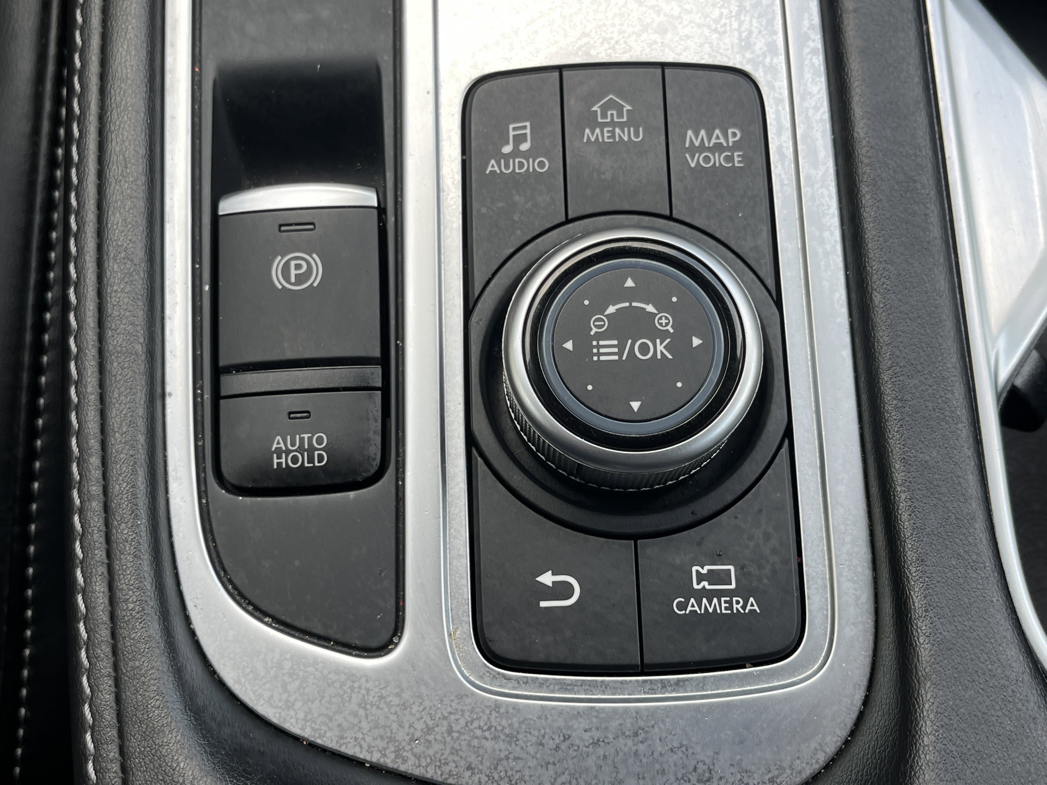 Used 2023 INFINITI QX60 Sensory w/ Vision Package AWD/4WD image 11