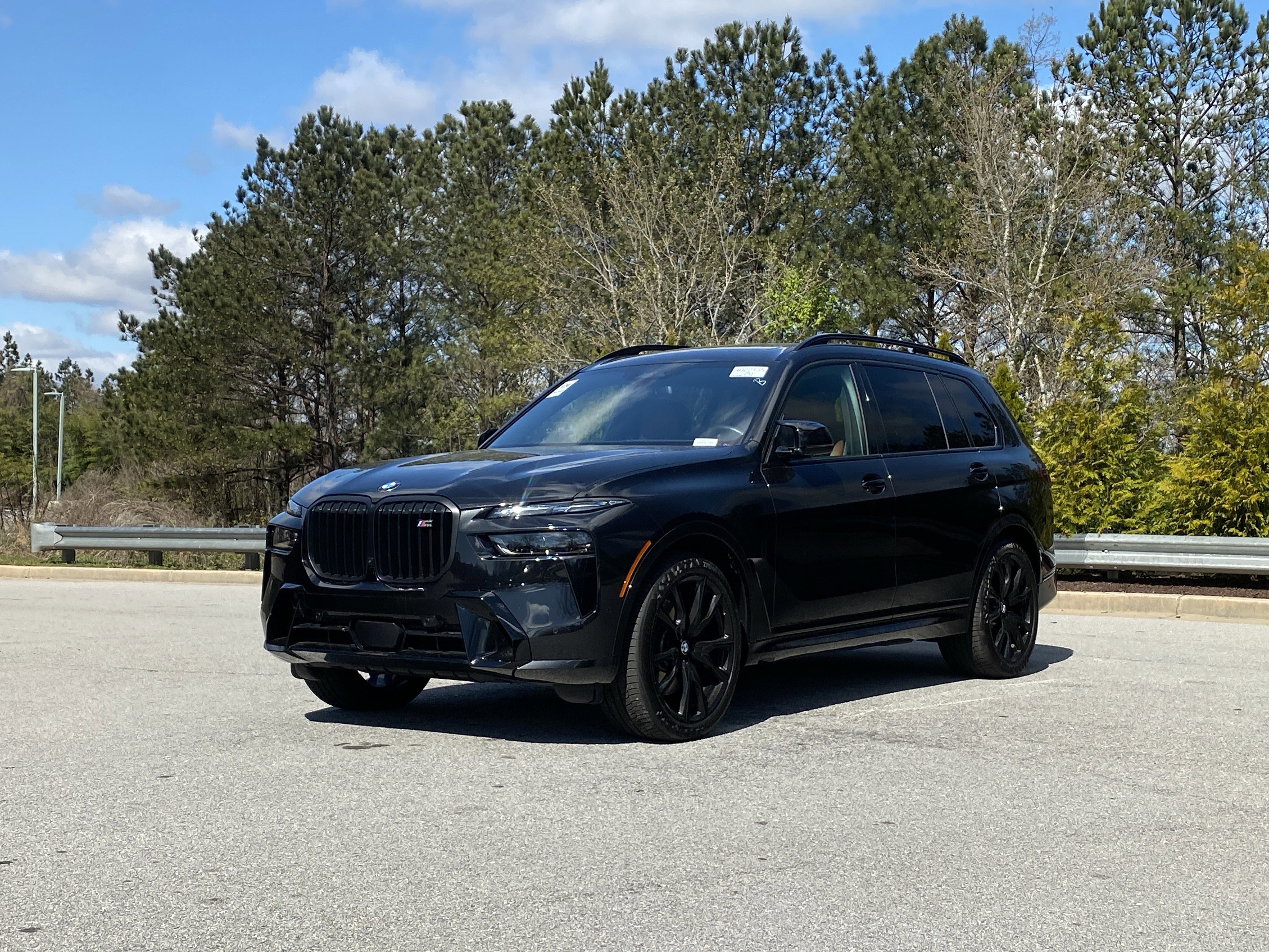 Used 2024 BMW X7 M60i w/ Executive Package image 14