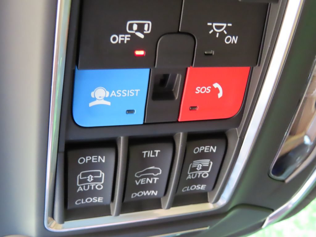 New 2026 Jeep Grand Cherokee Summit w/ Obsidian Package AWD/4WD image 17