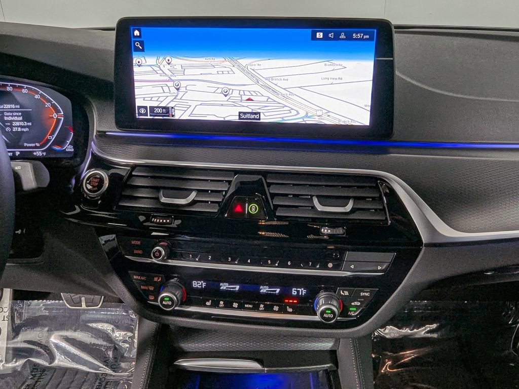 Certified 2023 BMW 540i xDrive w/ M Sport Package image 40